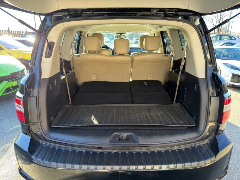 Used 2021 Nissan Armada SV w/ SV Appearance Package image 20