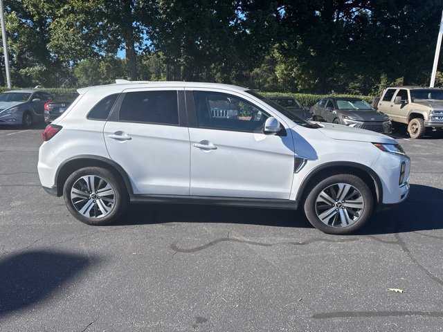 Used 2024 Mitsubishi Outlander Sport SE AWD/4WD image 2