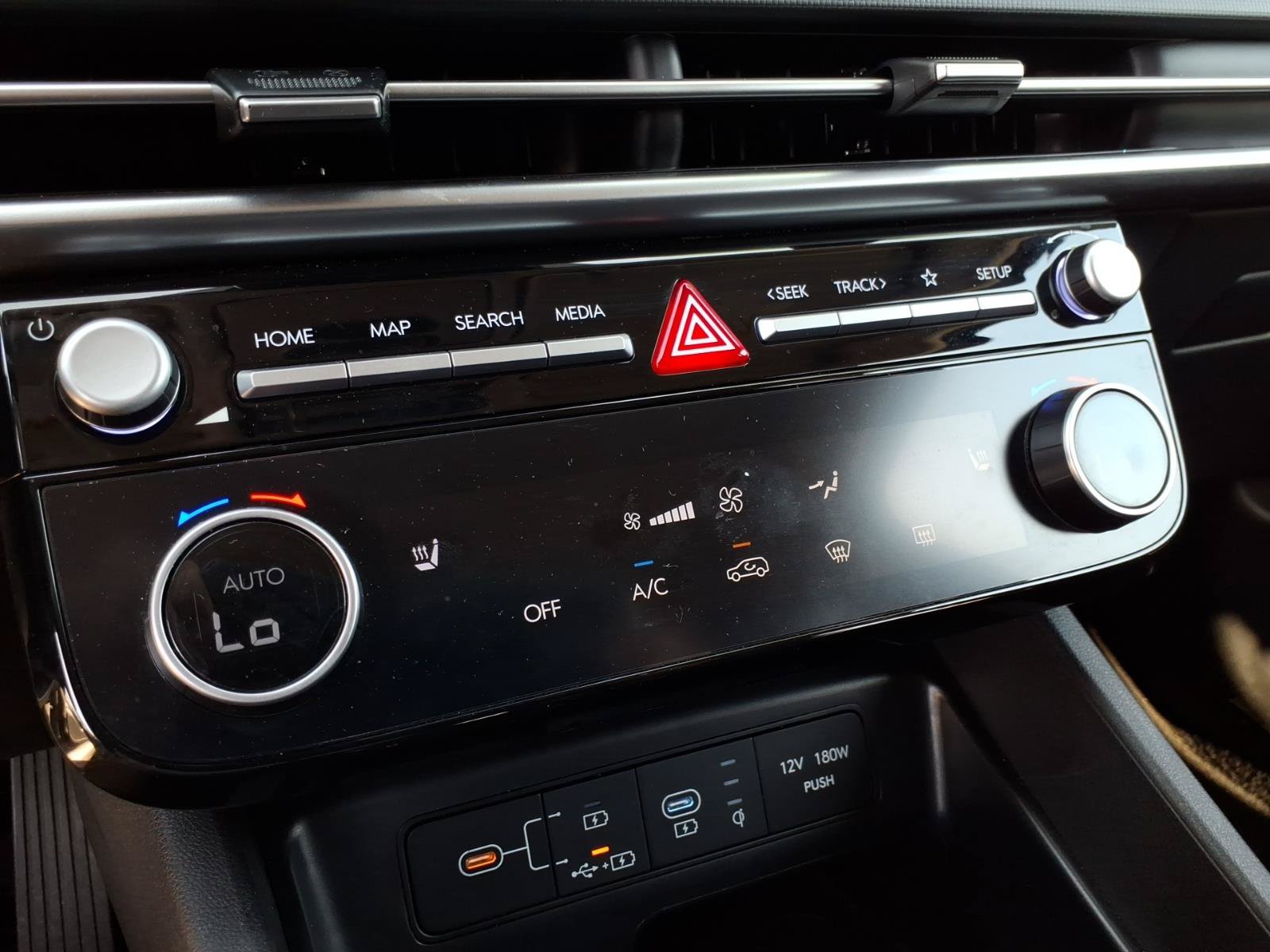 Certified 2025 Hyundai Tucson SEL FWD image 22