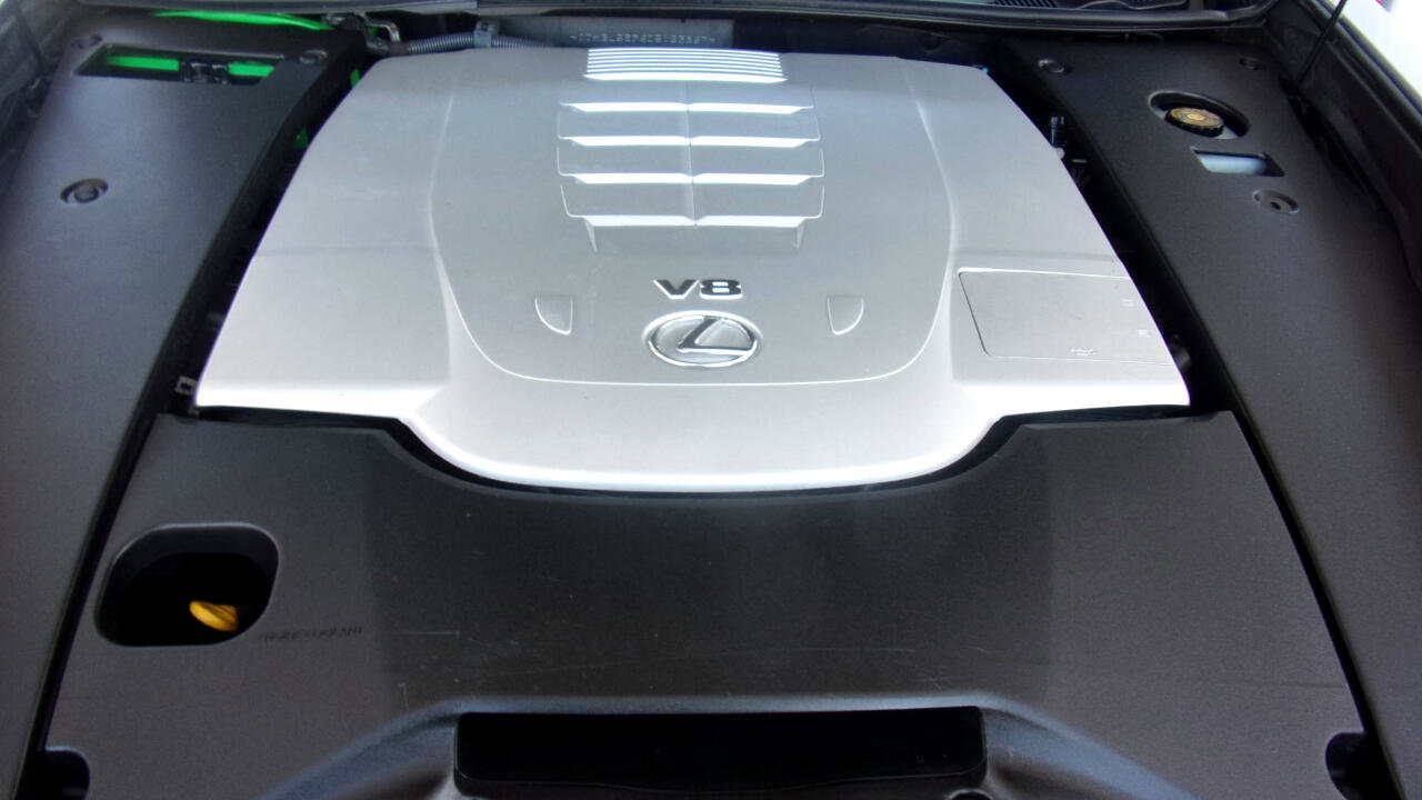 Used 2013 Lexus LS 460 w/ Comfort Pkg image 20