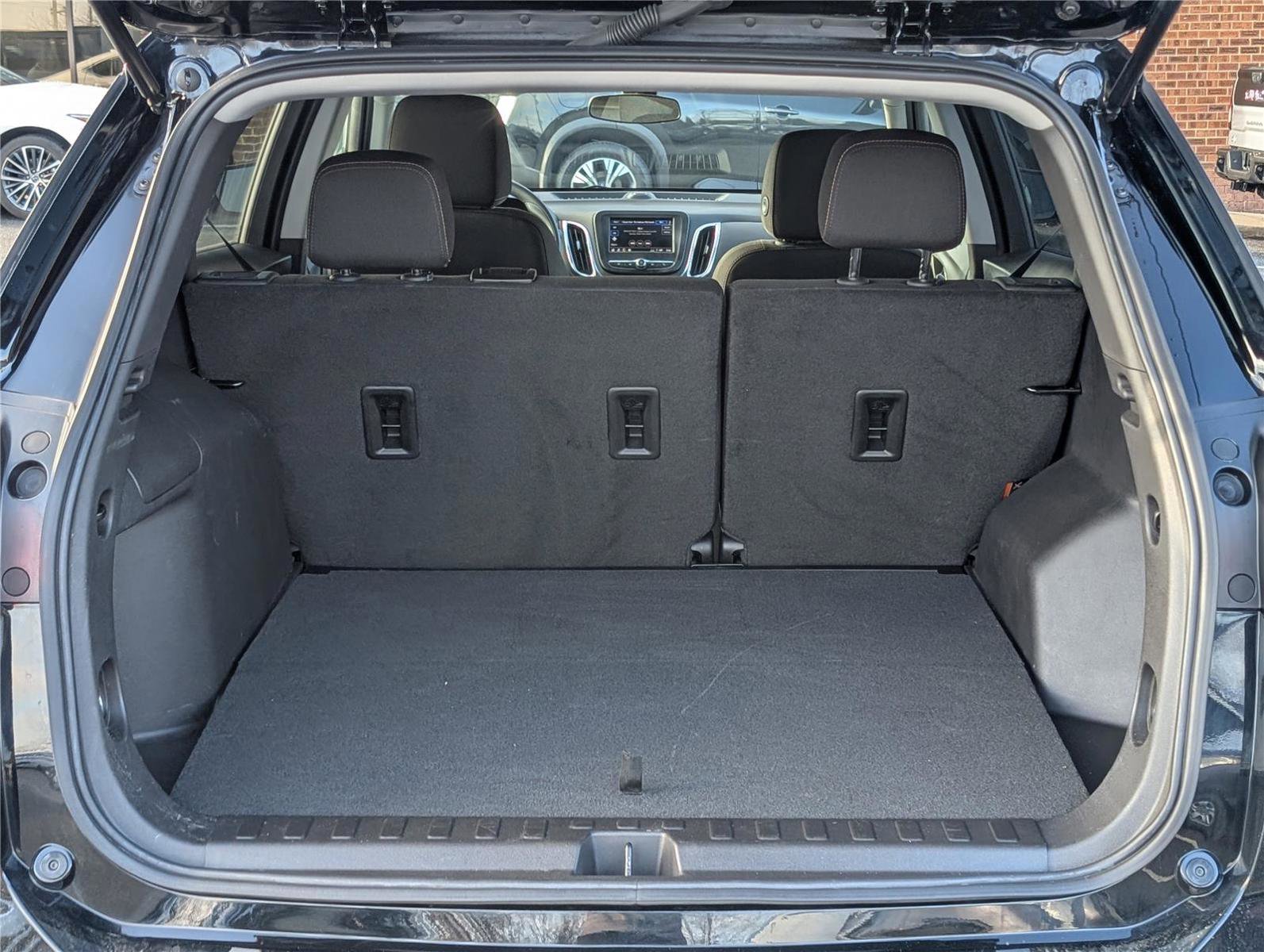 Used 2024 Chevrolet Equinox LT image 12