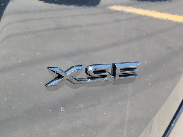New 2026 Toyota RAV4 XSE AWD/4WD image 25