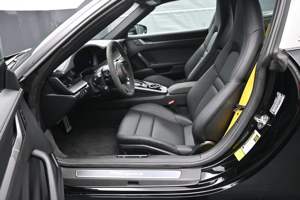 Certified 2026 Porsche 911 Targa 4S AWD/4WD image 6