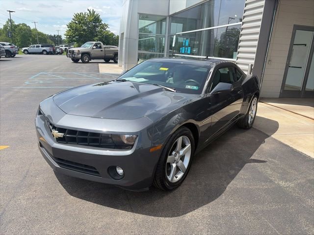 Used 2010 Chevrolet Camaro LT RWD image 2