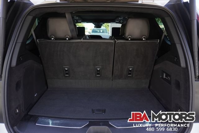Used 2023 Cadillac Escalade V AWD/4WD image 28