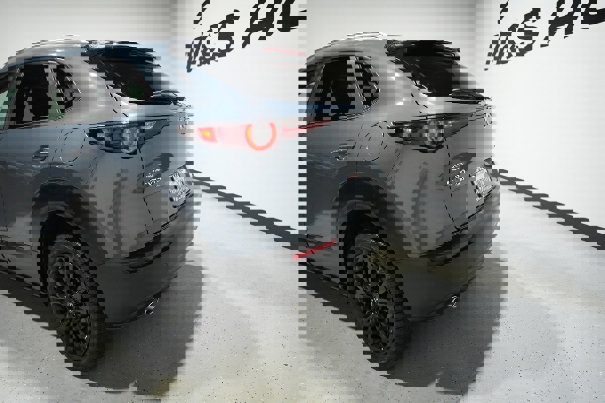 Used 2025 MAZDA CX-30 AWD 2.5 S w/ Preferred Package image 3