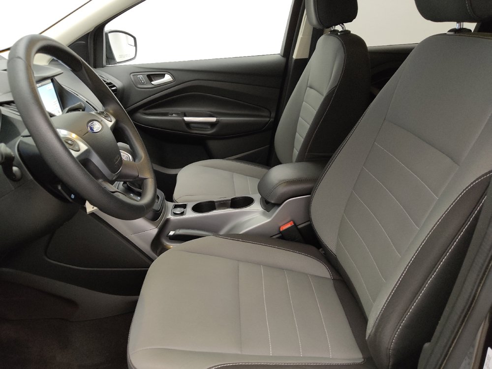 Used 2016 Ford Escape SE w/ Equipment Group 201A FWD image 17