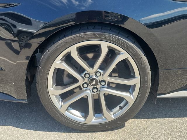 Used 2019 Ford Mustang Premium w/ Ford Safe & Smart Package RWD image 10