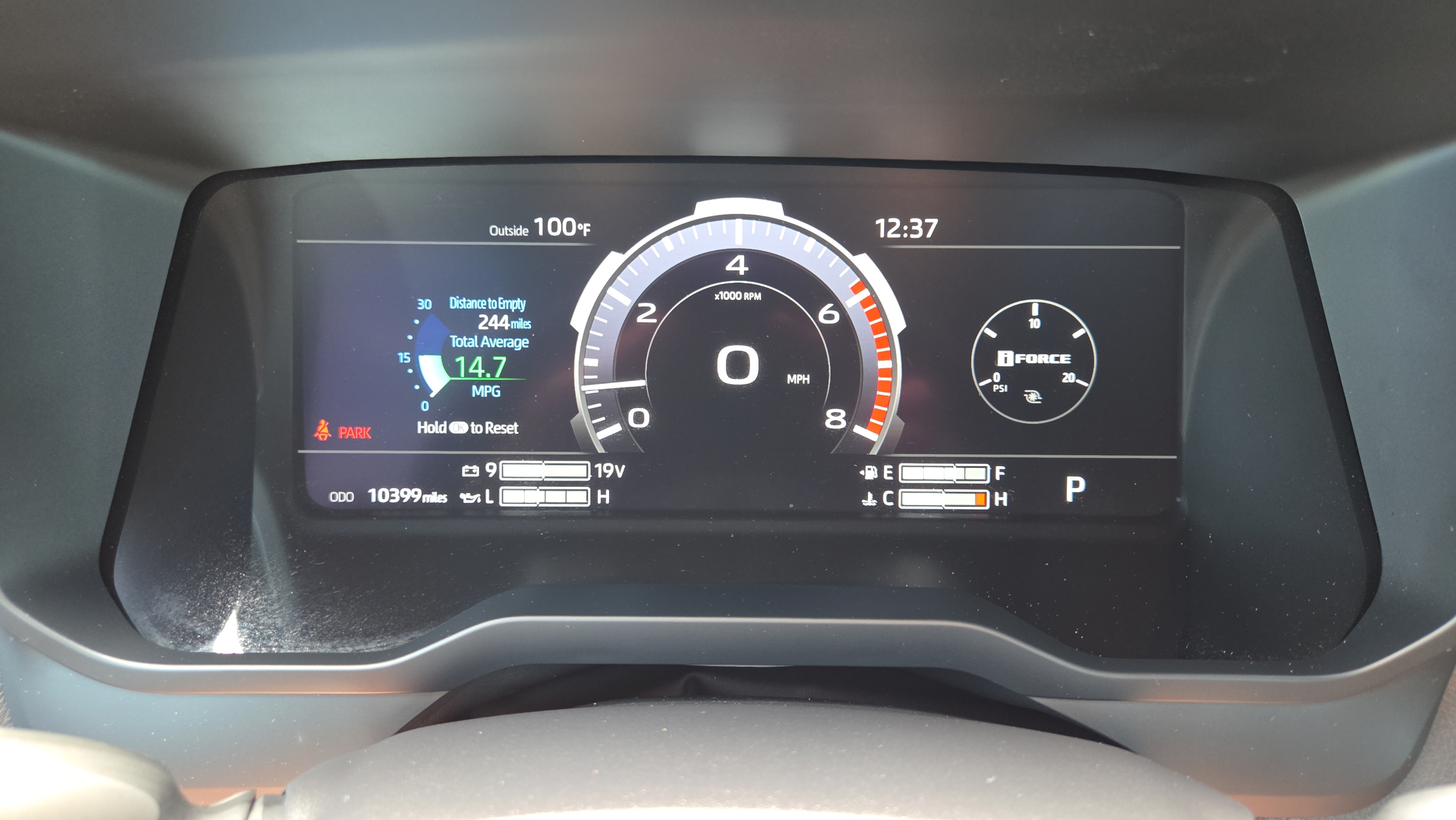 Certified 2025 Toyota Tundra Limited AWD/4WD image 27