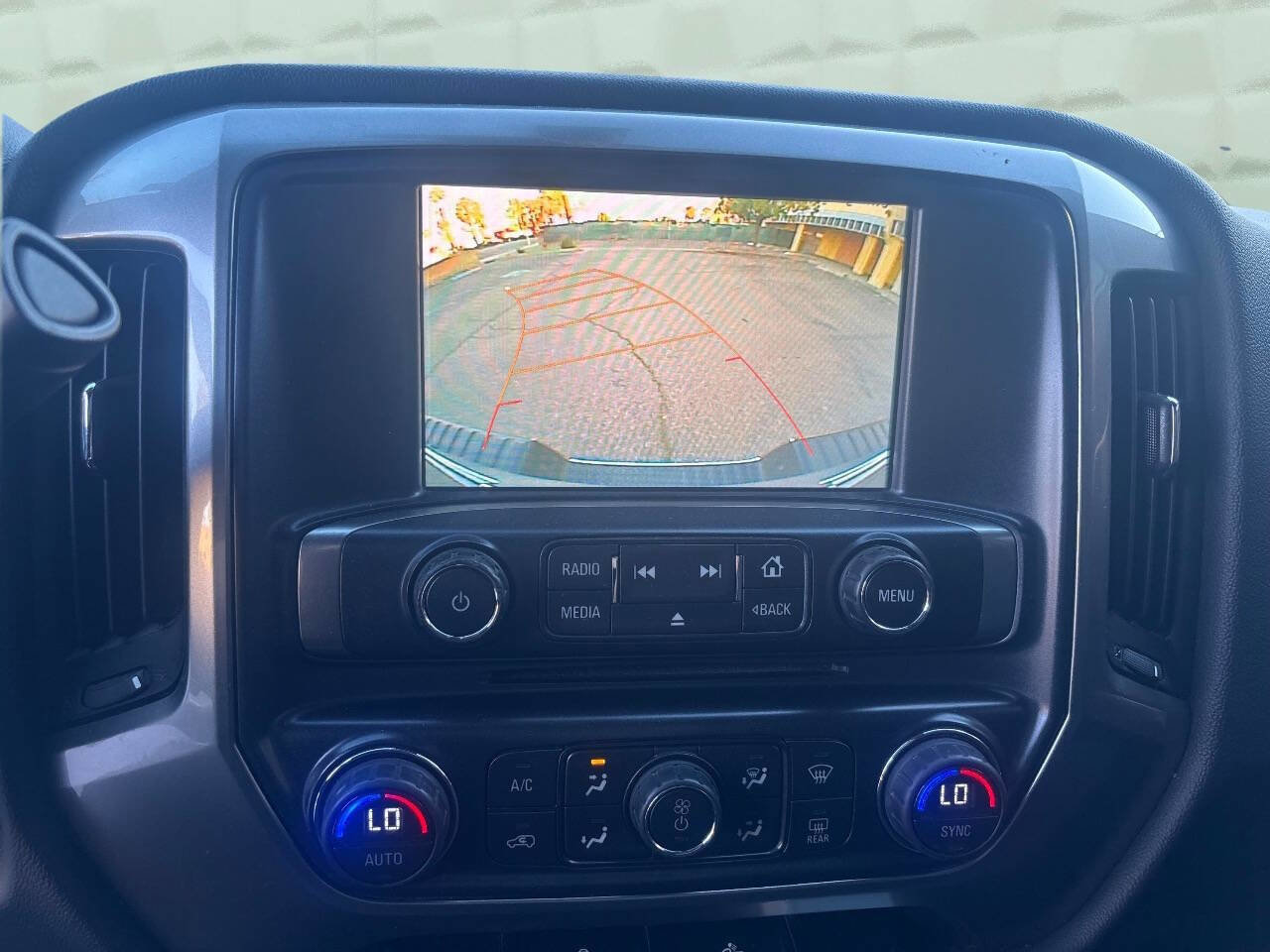 Used 2015 Chevrolet Silverado 1500 LT image 31