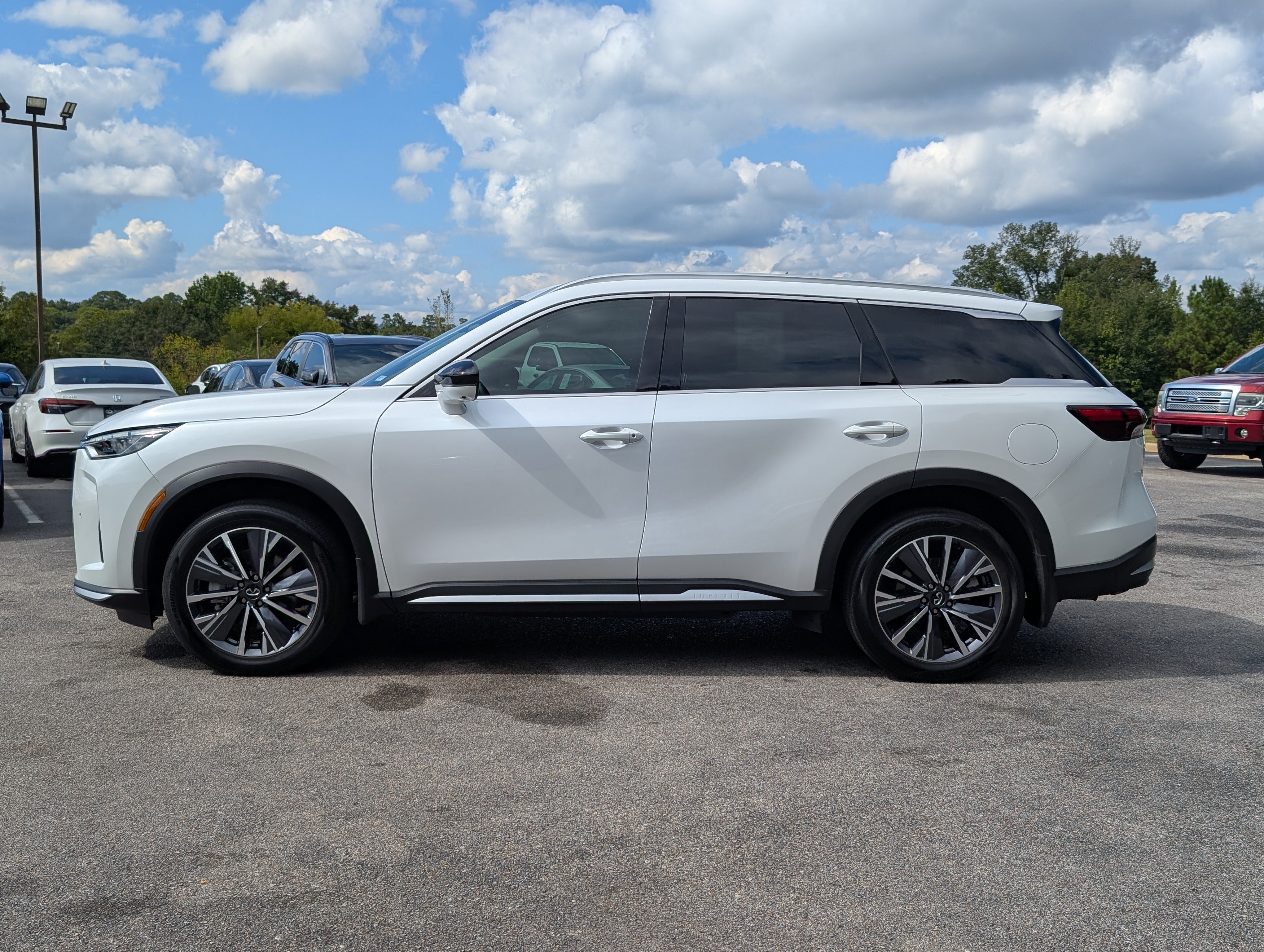 Used 2026 INFINITI QX60 Luxe AWD/4WD image 6