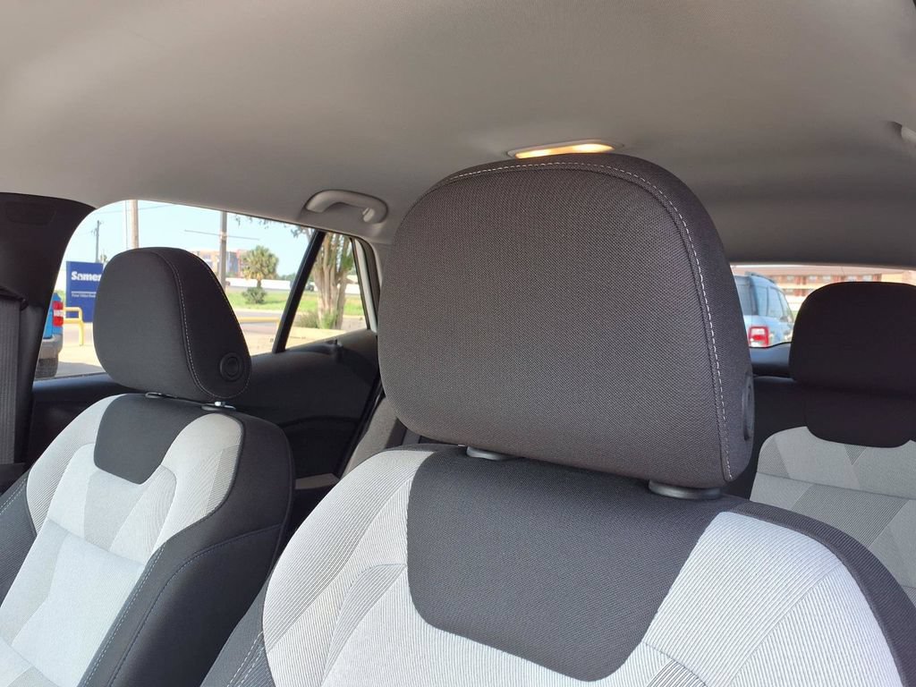 Used 2026 Chevrolet Trax LS w/ LS Convenience Package FWD image 18