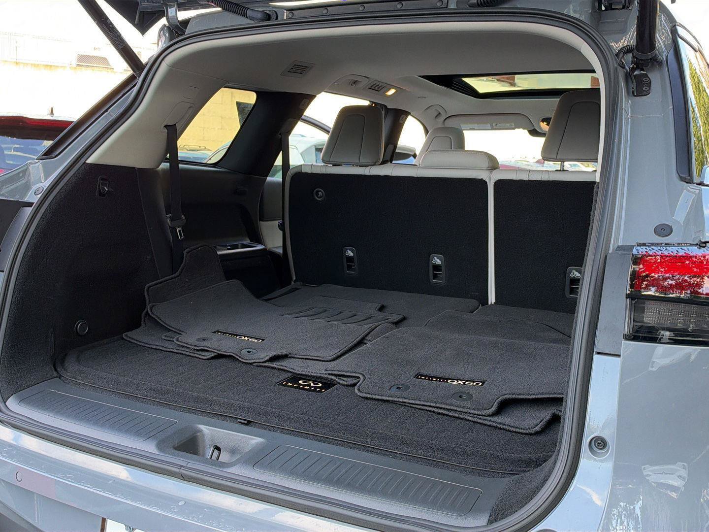 Used 2026 INFINITI QX60 Luxe w/ Cargo Package AWD/4WD image 39