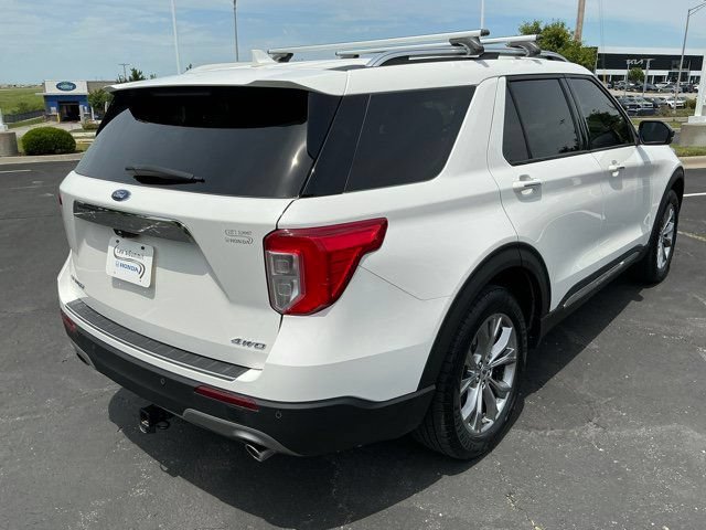 Used 2022 Ford Explorer Limited w/ Equipment Group 301A AWD/4WD image 3