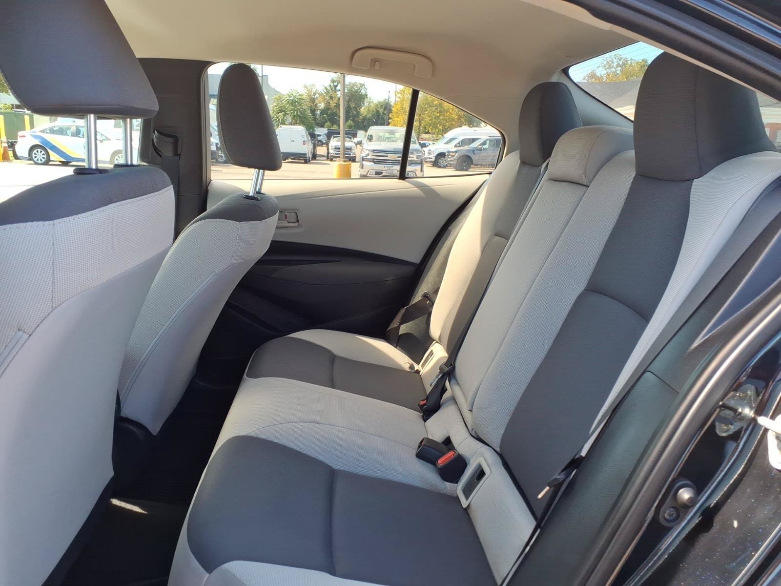 Used 2024 Toyota Corolla LE FWD image 16