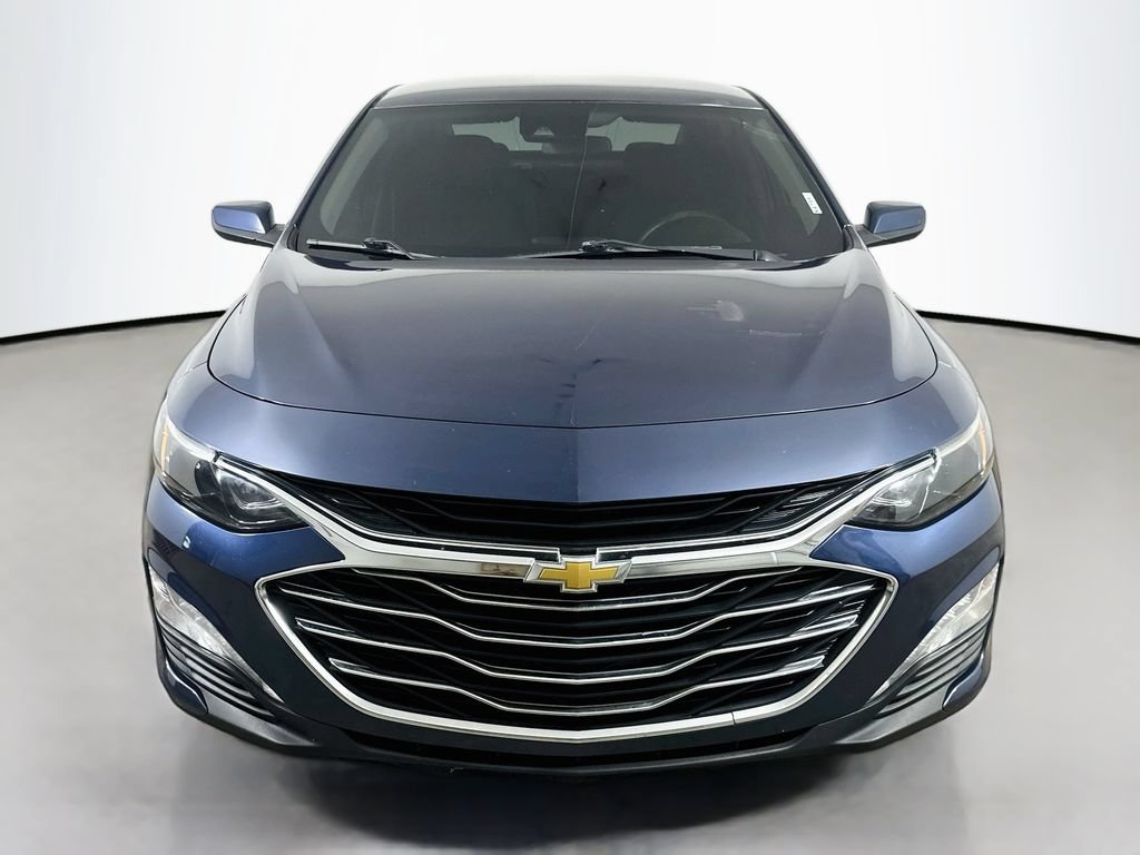 Used 2020 Chevrolet Malibu LT FWD image 2