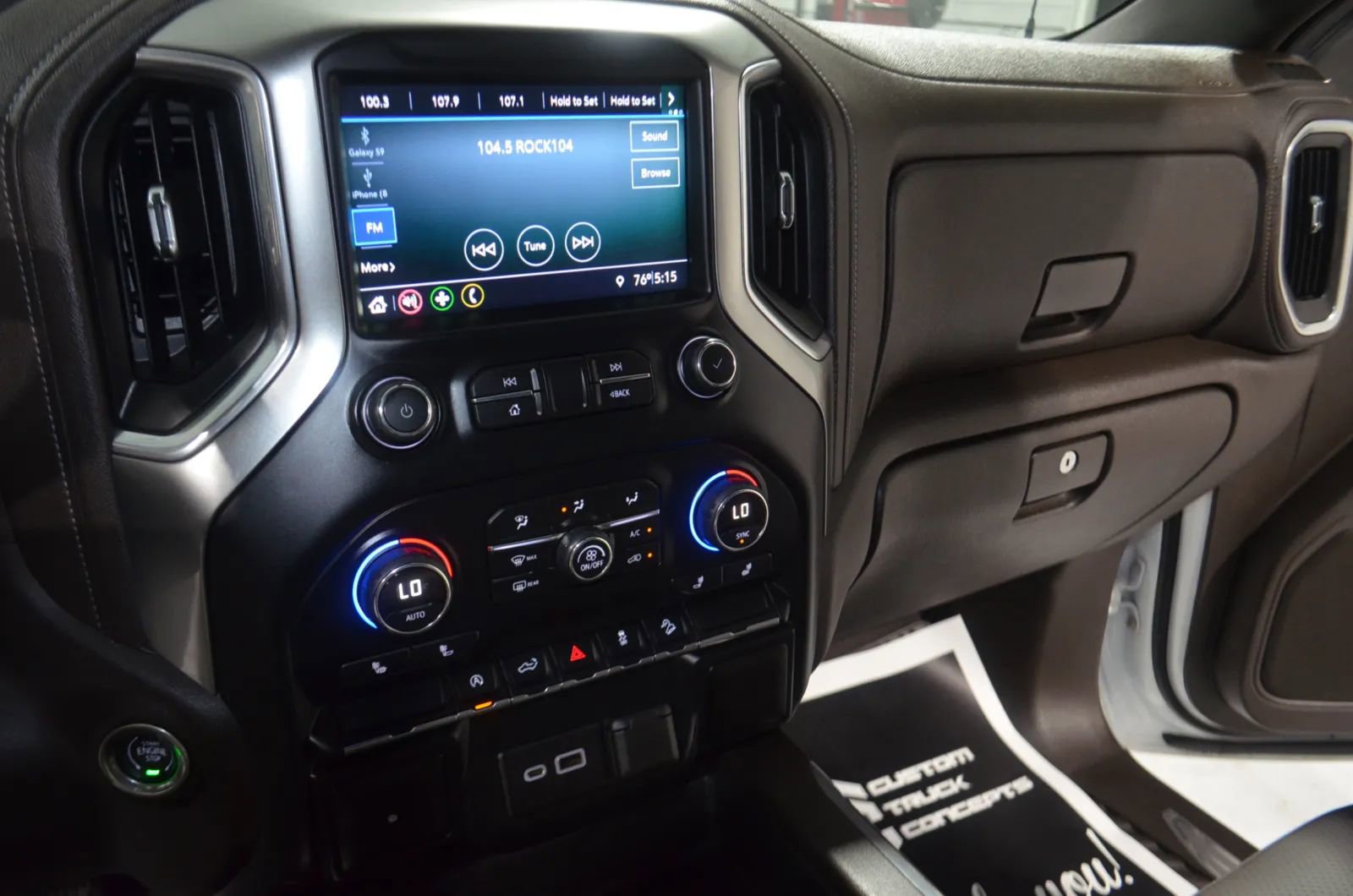 Used 2019 Chevrolet Silverado 1500 RST w/ All-Star Edition image 25