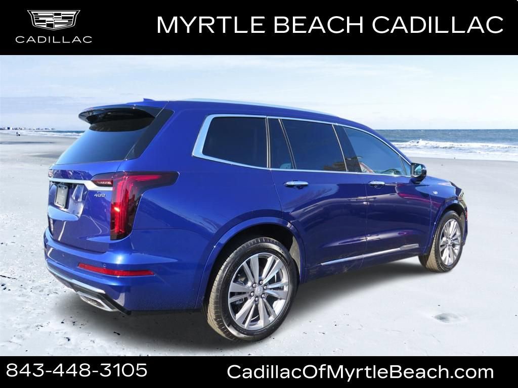 Used 2025 Cadillac XT6 Premium Luxury image 3