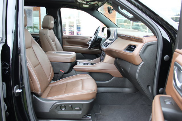Used 2022 Chevrolet Tahoe High Country w/ Max Trailering Package AWD/4WD image 48
