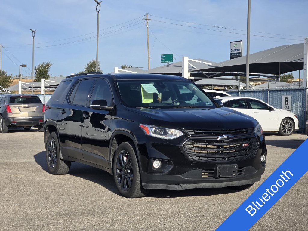 Used 2021 Chevrolet Traverse RS w/ LPO, Floor Liner Package FWD image 2