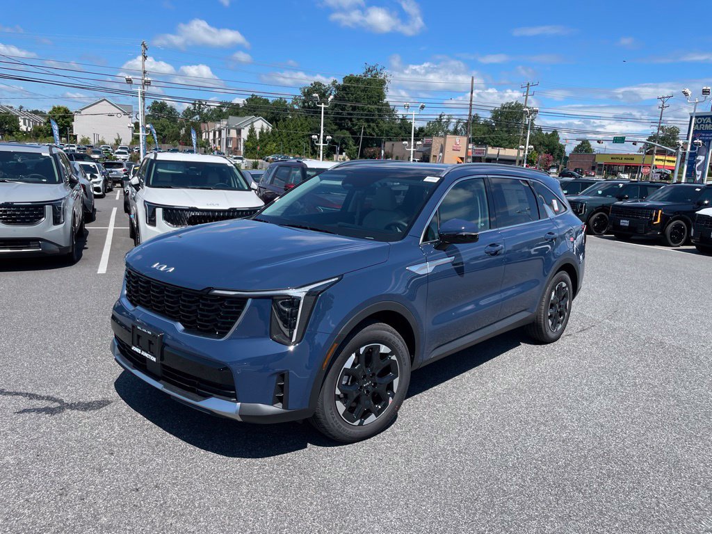 New 2026 Kia Sorento S w/ S Panoramic Sunroof Package FWD image 1