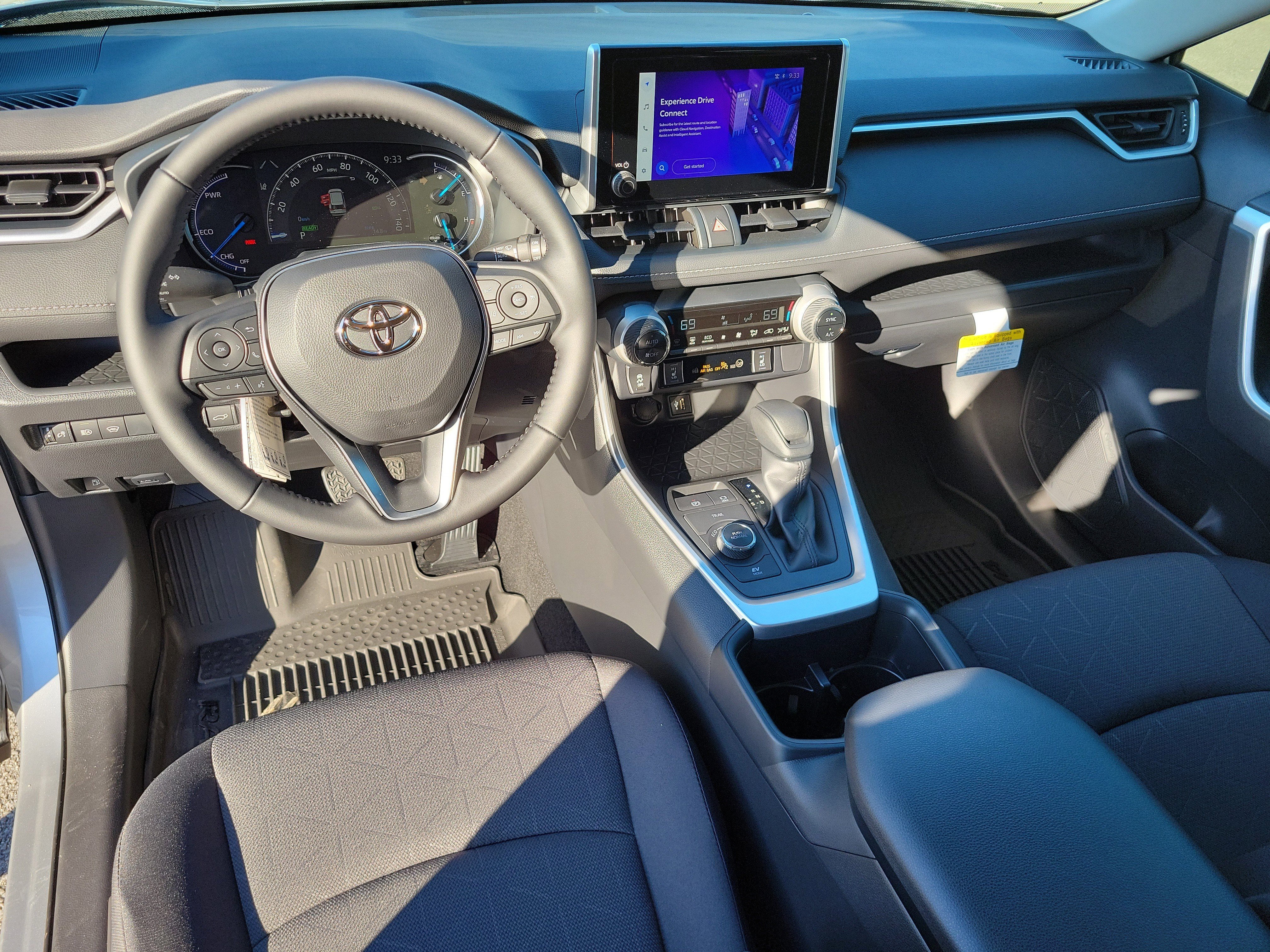 New 2025 Toyota RAV4 XLE w/ Convenience Package image 20