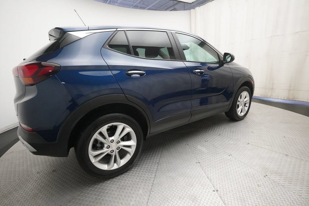 Used 2023 Buick Encore GX Preferred w/ Cold Weather Comfort Package AWD/4WD image 34