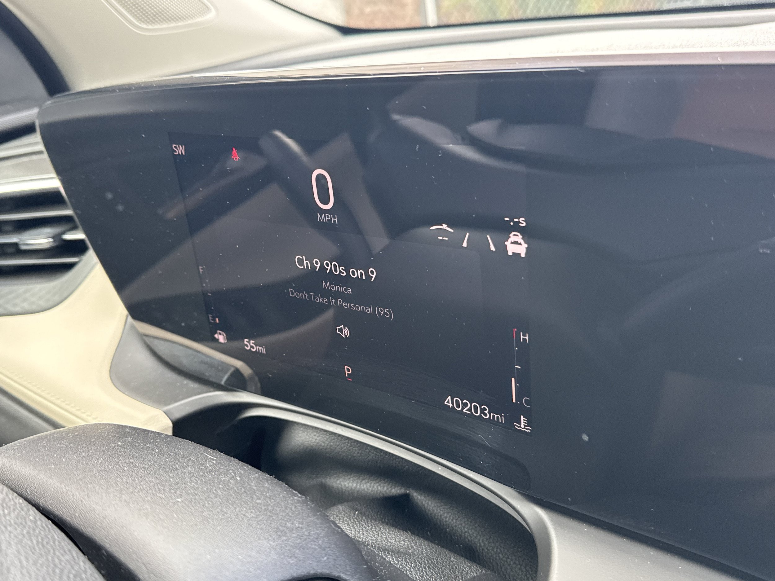 Used 2024 Buick Encore GX Sport Touring w/ Advanced Technology Package FWD image 32