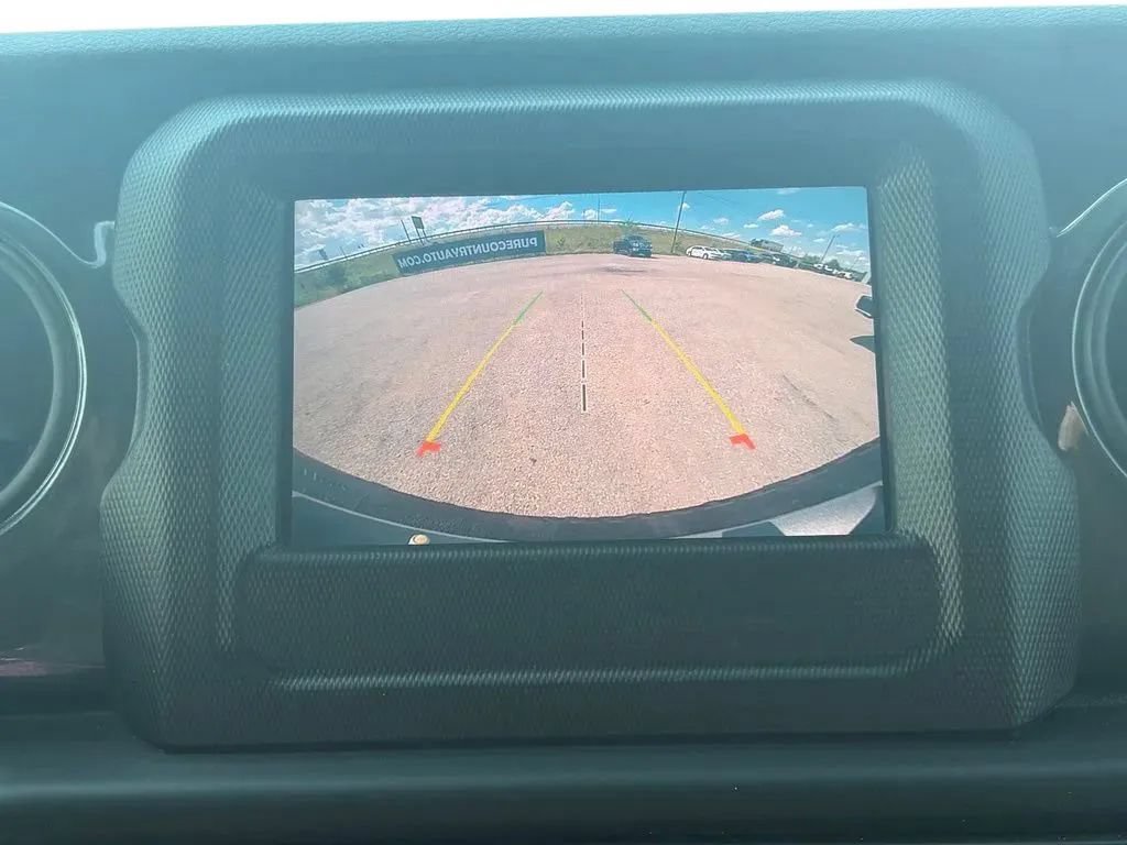 Used 2020 Jeep Wrangler Unlimited Sport AWD/4WD image 9
