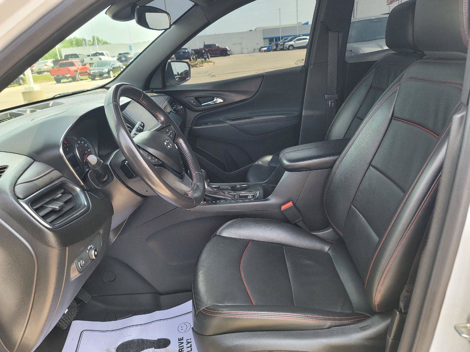 Used 2022 Chevrolet Equinox RS w/ RS Leather Package AWD/4WD image 20