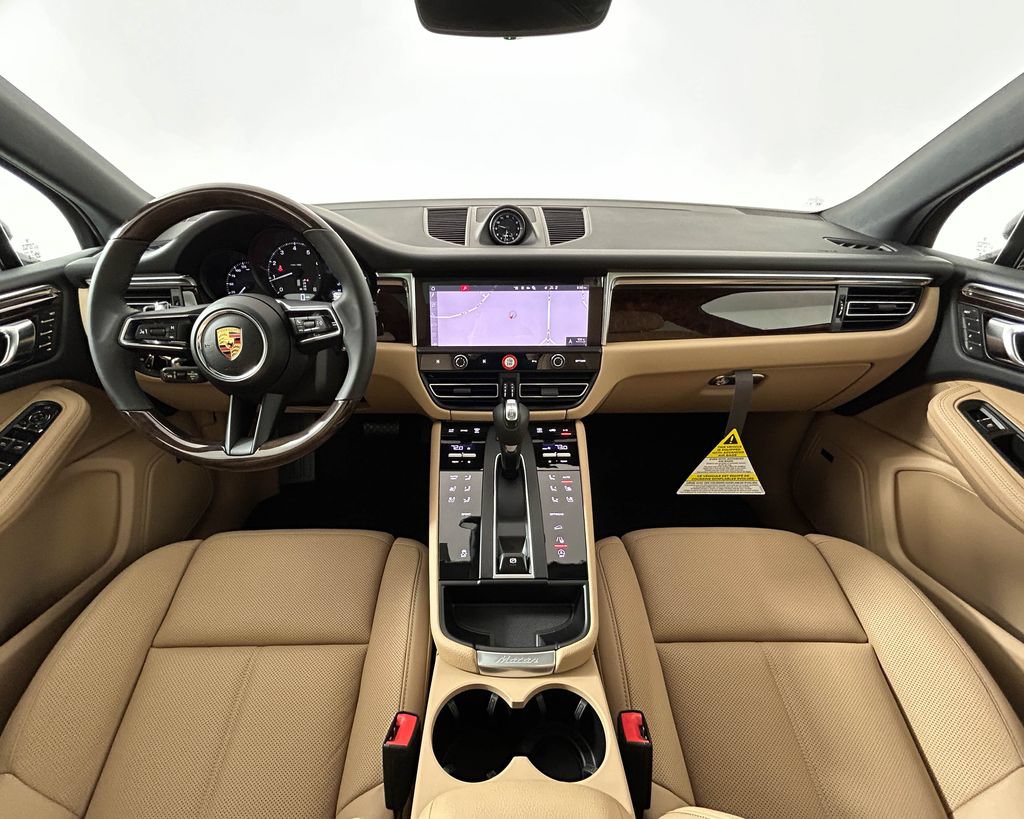 New 2026 Porsche Macan AWD/4WD image 13