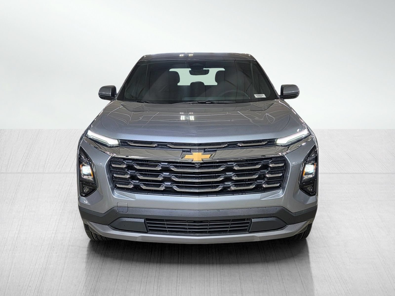 New 2027 Chevrolet Equinox LT w/ Safety and Technology Package FWD image 2
