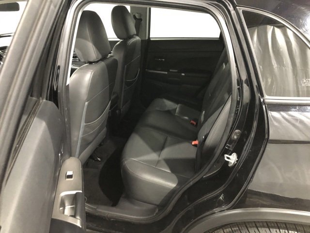 Used 2018 Mitsubishi Outlander Sport SE image 7