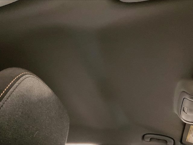 Used 2018 Chevrolet Equinox LT FWD image 22