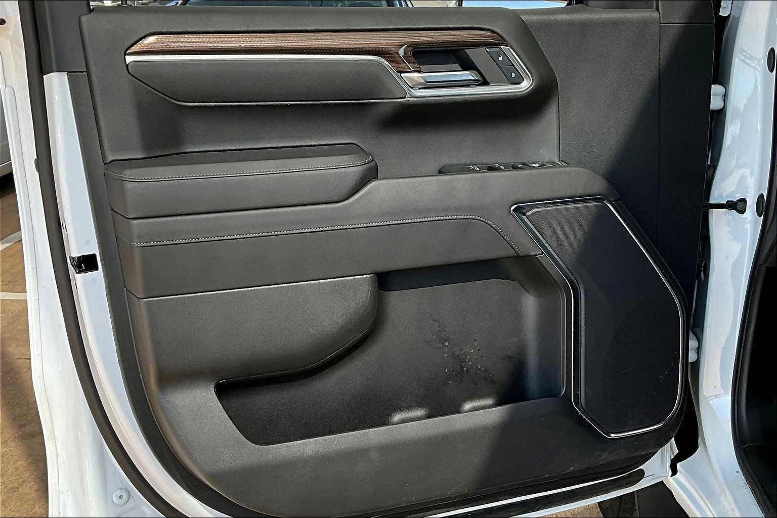 Certified 2024 Chevrolet Silverado 1500 RST w/ LPO, Dark Essentials Package image 22