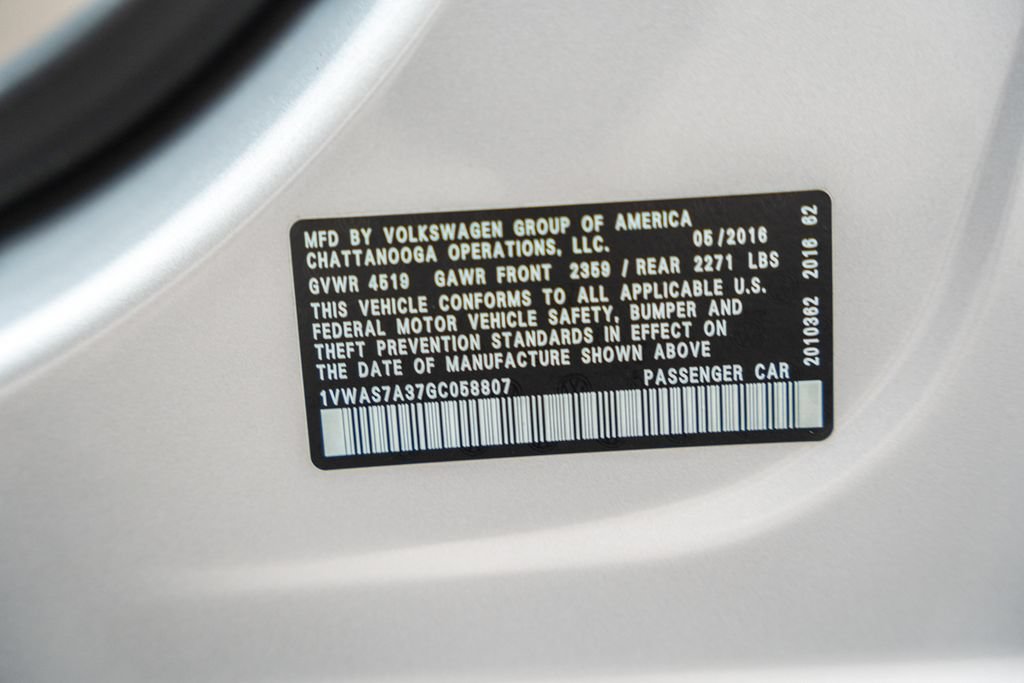 Used 2016 Volkswagen Passat 1.8T R-Line w/ R-Line Lighting Package FWD image 37