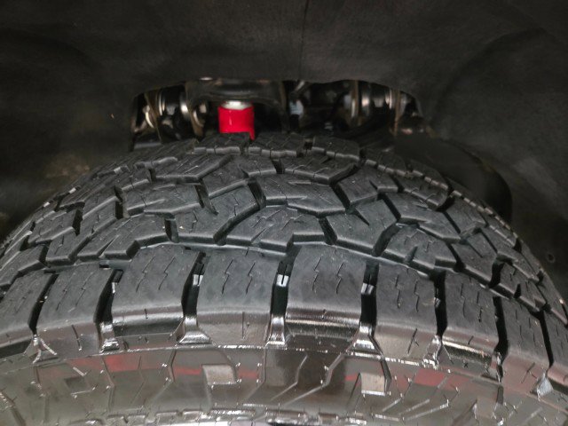 Used 2024 Chevrolet Silverado 2500 LT image 78