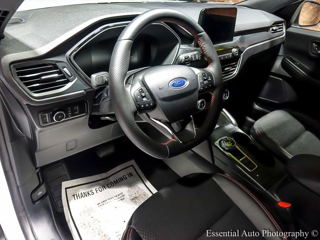 Used 2025 Ford Escape ST-Line Select image 15