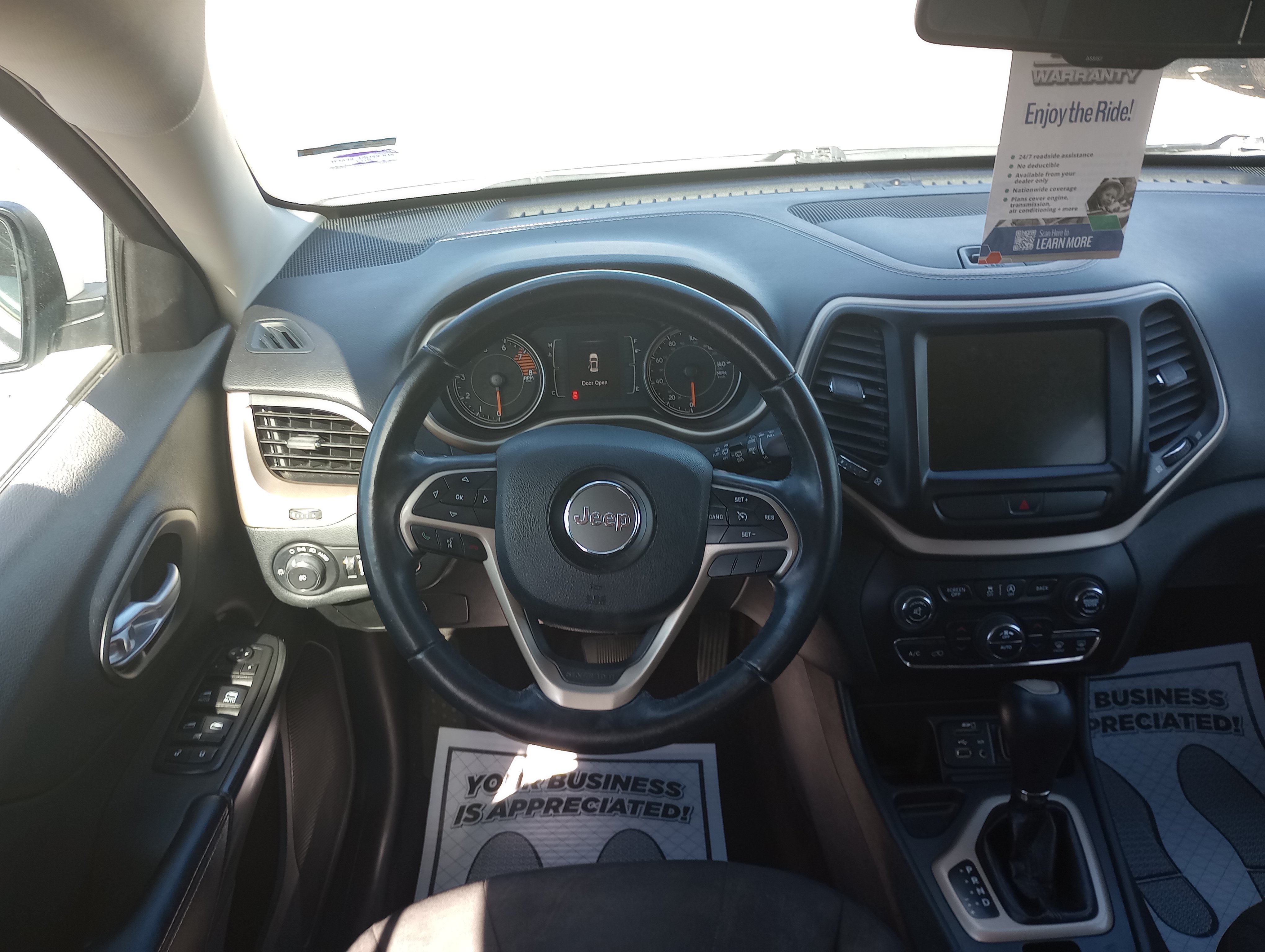 Used 2016 Jeep Cherokee 75th Anniversary FWD image 11