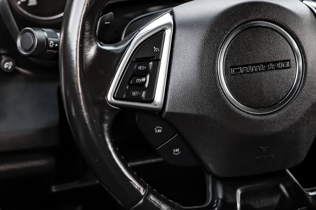 Used 2018 Chevrolet Camaro LT RWD image 12