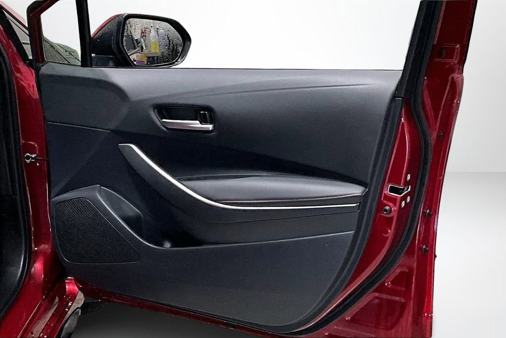 Used 2025 Toyota Corolla SE image 27