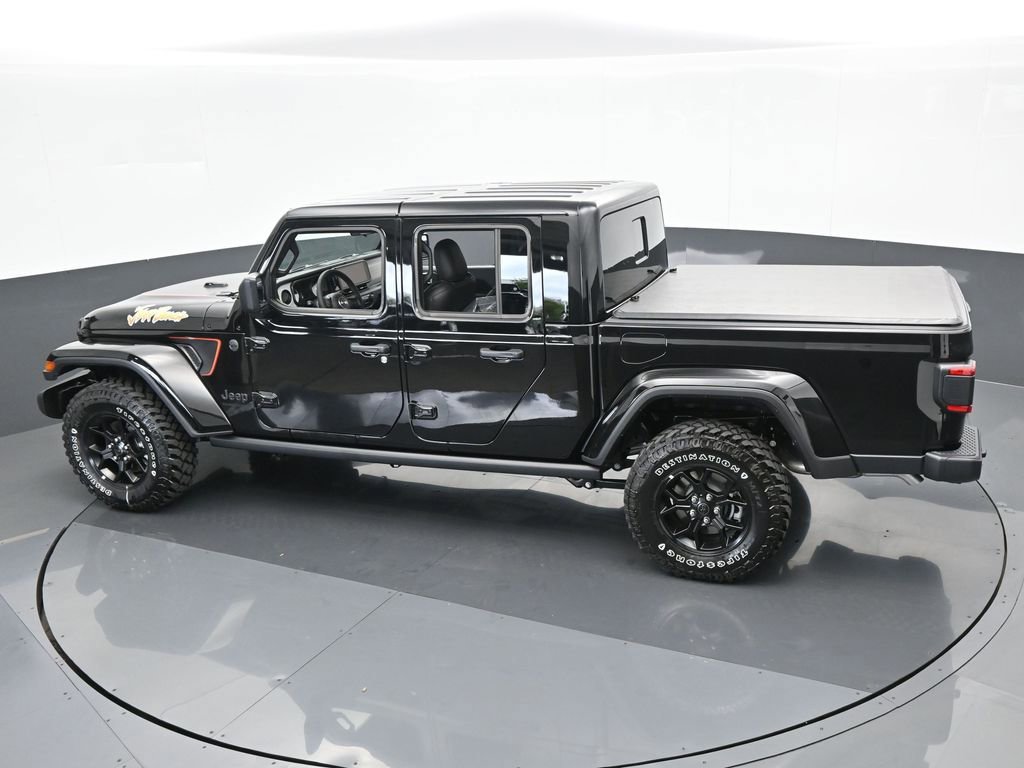 Used 2024 Jeep Gladiator Sport image 40
