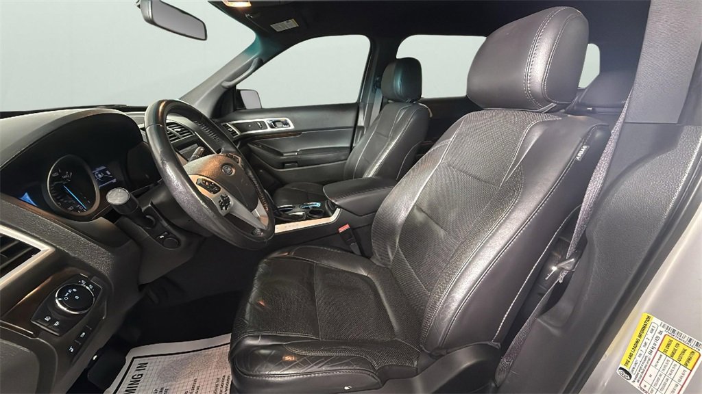 Used 2014 Ford Explorer Limited w/ Equipment Group 301A image 17