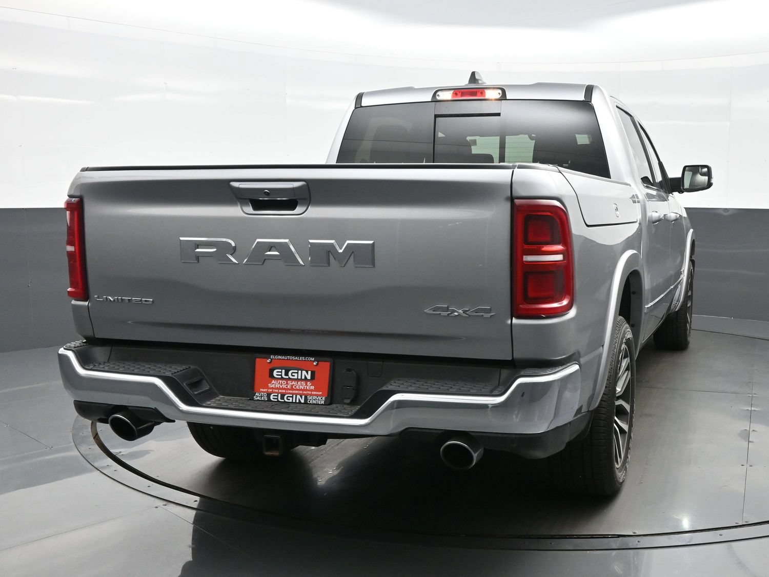 Used 2025 RAM 1500 Limited AWD/4WD image 7