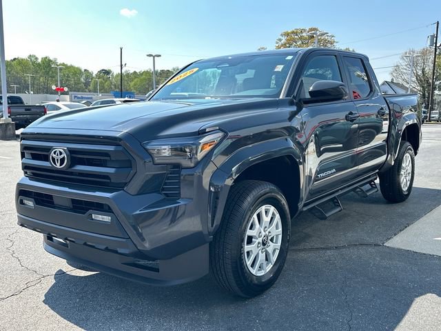 Used 2025 Toyota Tacoma SR5 image 7