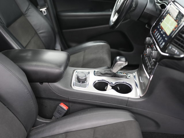 Used 2022 Jeep Grand Cherokee Laredo X AWD/4WD image 18