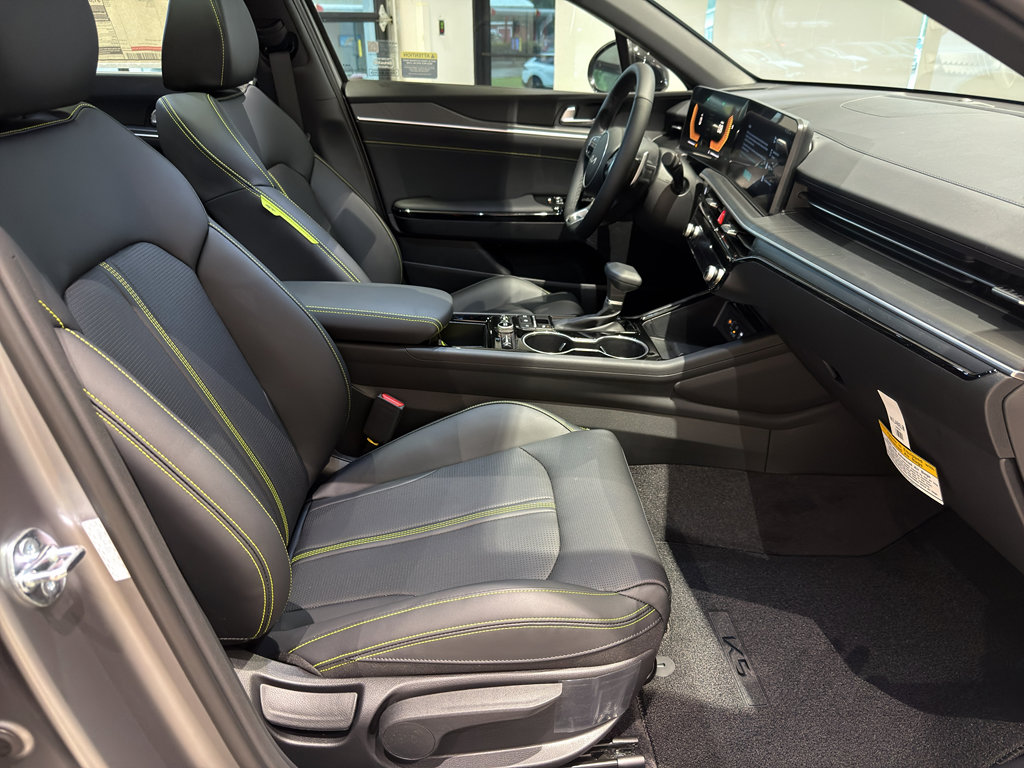 New 2026 Kia K5 GT FWD image 24
