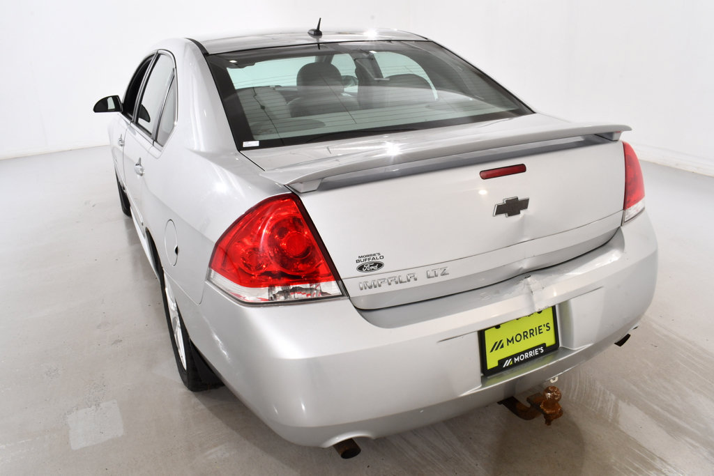 Used 2012 Chevrolet Impala LTZ FWD image 14