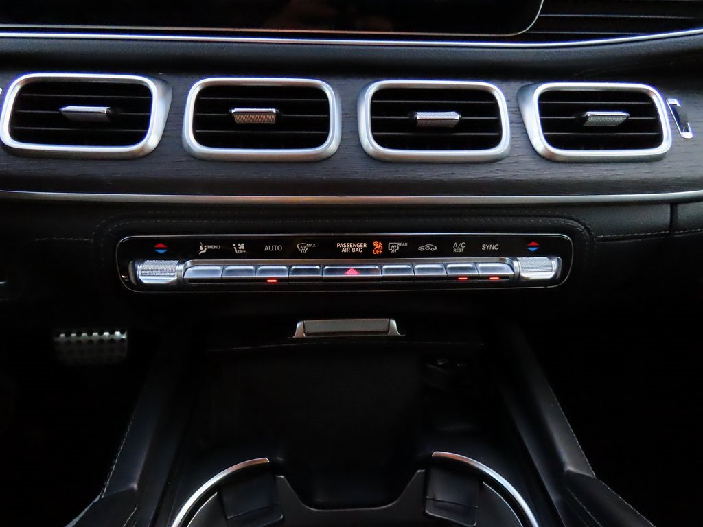 Used 2021 Mercedes-Benz GLS 580 4MATIC image 33