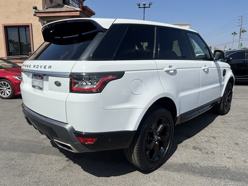 Used 2018 Land Rover Range Rover Sport HSE AWD/4WD image 18